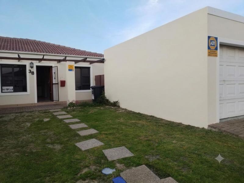 2 Bedroom Property for Sale in Hagley Western Cape